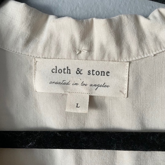 CLOTH & STONE Tan Tie Front Button Up Blouse size large - Picture 2 of 5